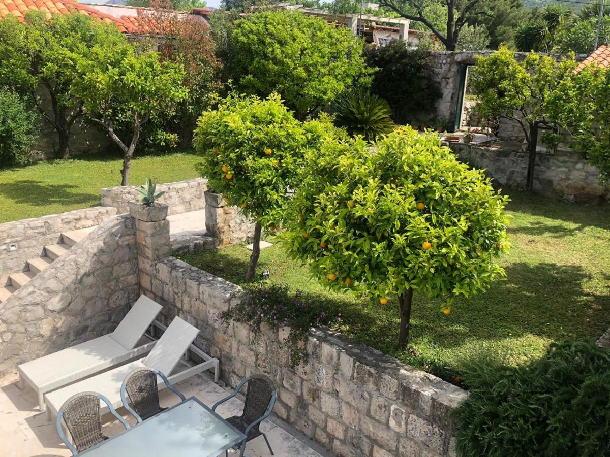 Charming Apartment For 3 Pax In Cavtat Exterior foto